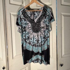 Apt 9 Blue and Black V Neck Top Size 3XL